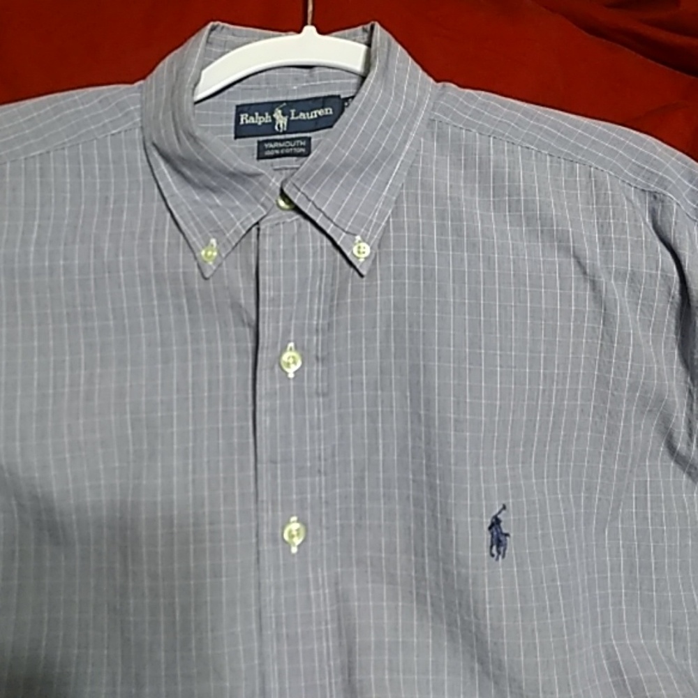 Men's button down Ralph Lauren dress shirt!